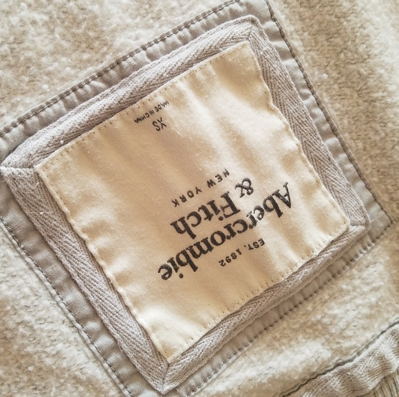 Abercrombie sweatshirt - Picture 6 of 7